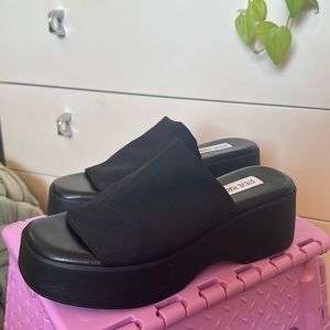 Steve Madden Slinky30